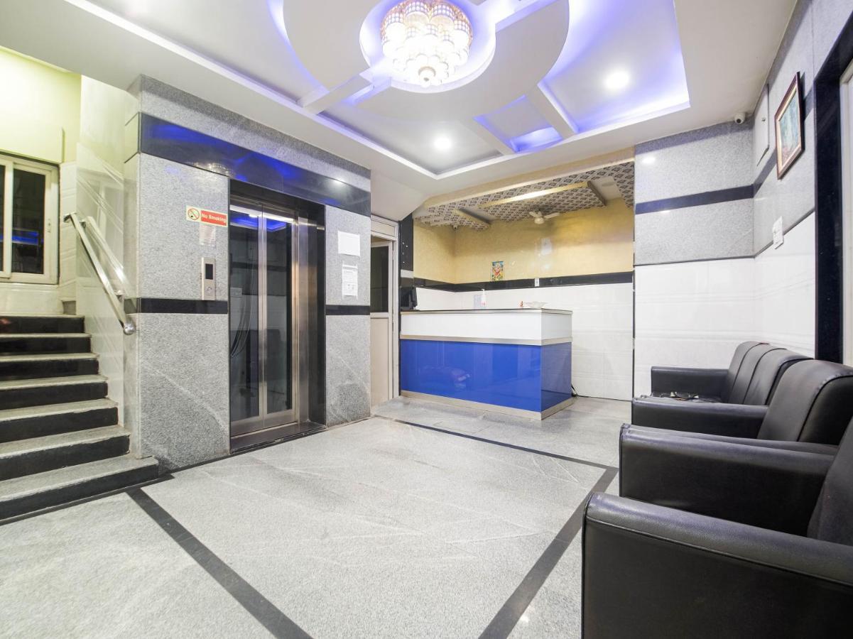 Oyo 74206 Ssr Residency Ξενοδοχείο Βιζαχαπατνάμ Εξωτερικό φωτογραφία