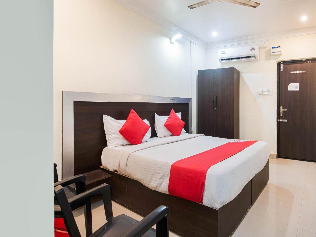Oyo 74206 Ssr Residency Ξενοδοχείο Βιζαχαπατνάμ Εξωτερικό φωτογραφία