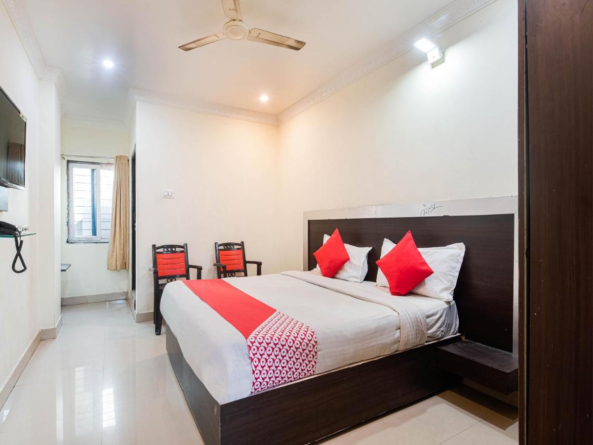 Oyo 74206 Ssr Residency Ξενοδοχείο Βιζαχαπατνάμ Εξωτερικό φωτογραφία