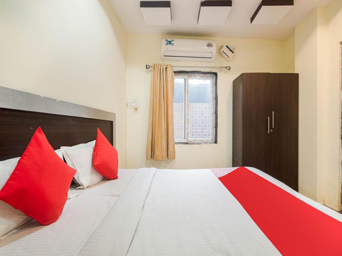 Oyo 74206 Ssr Residency Ξενοδοχείο Βιζαχαπατνάμ Εξωτερικό φωτογραφία