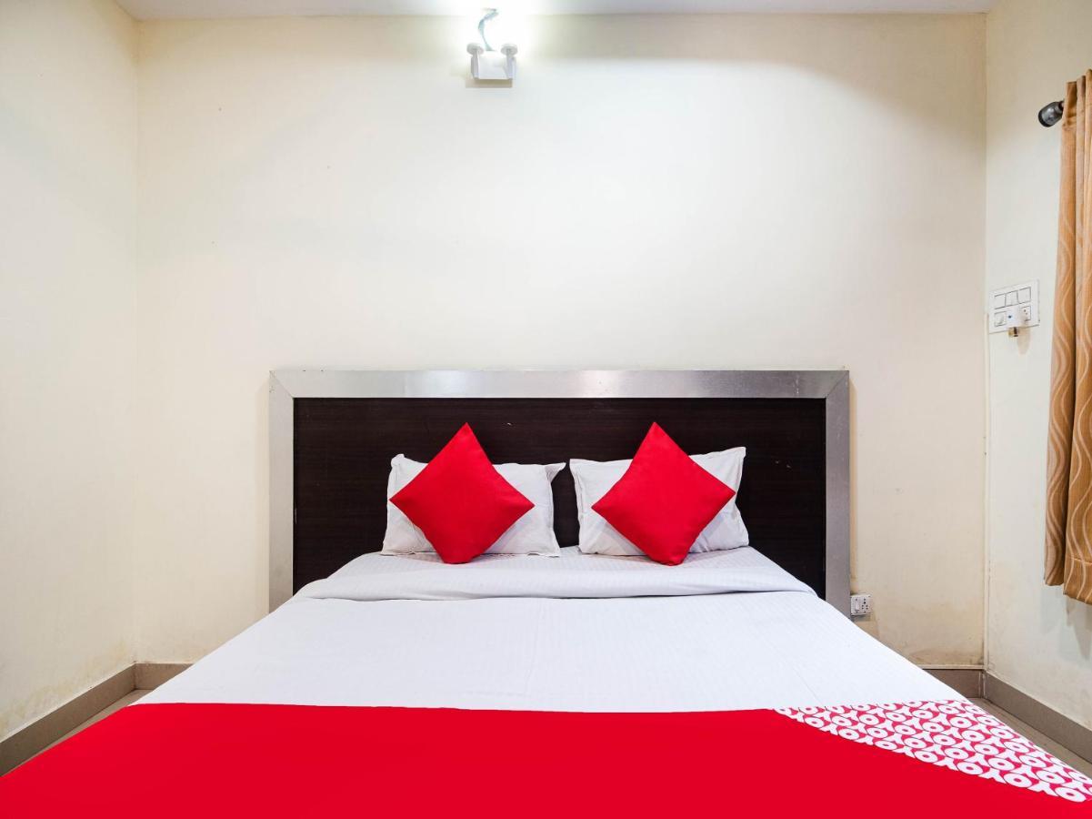 Oyo 74206 Ssr Residency Ξενοδοχείο Βιζαχαπατνάμ Εξωτερικό φωτογραφία