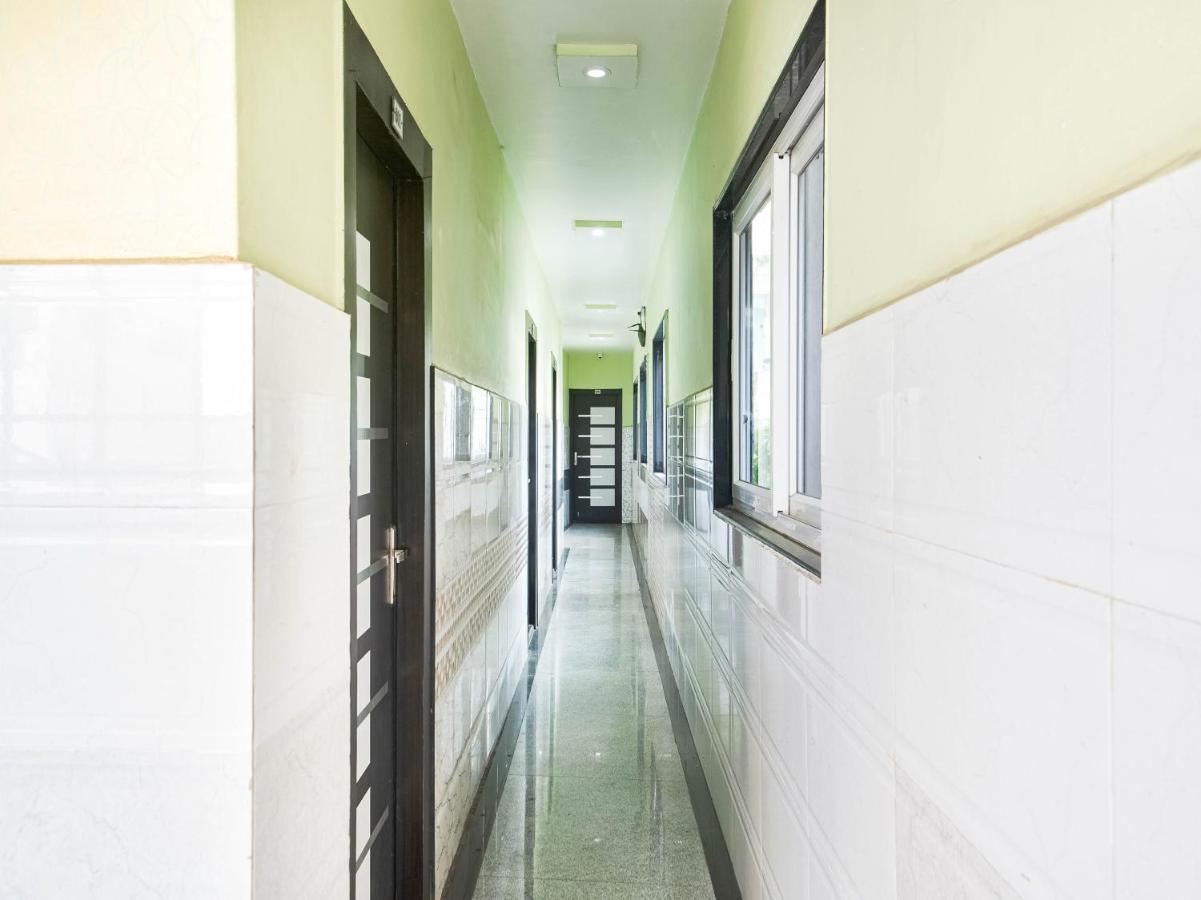 Oyo 74206 Ssr Residency Ξενοδοχείο Βιζαχαπατνάμ Εξωτερικό φωτογραφία
